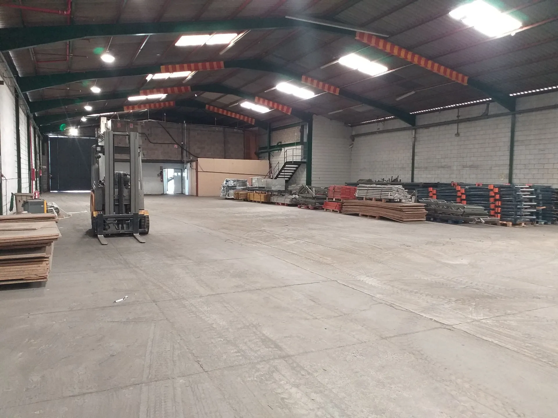 Industrial unit available to lease in Santa Cruz de Tenerife, Tenerife — Vitali listing N0562