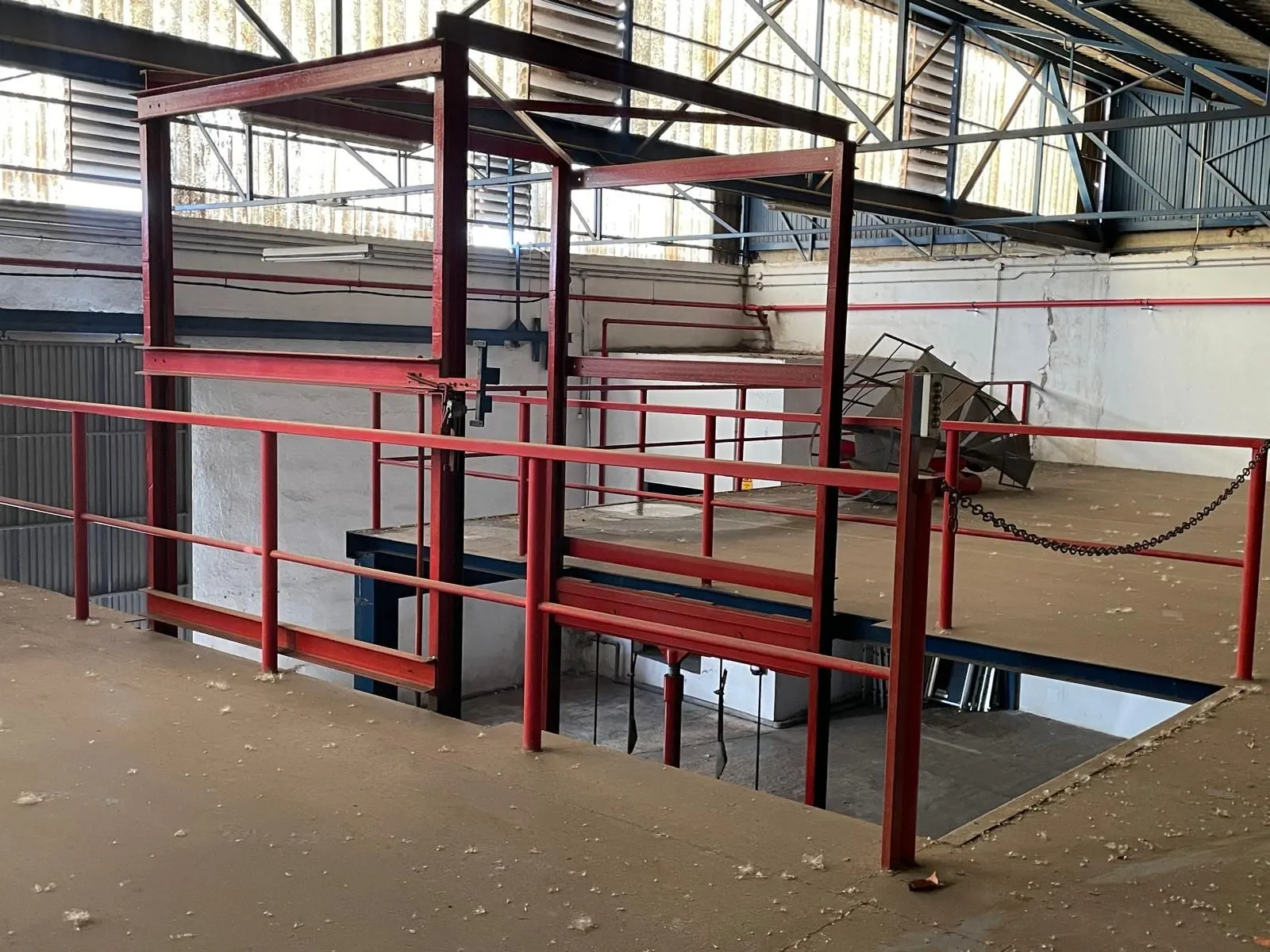 Industrial unit available to lease in Santa Cruz de Tenerife, Tenerife — Vitali listing N0596