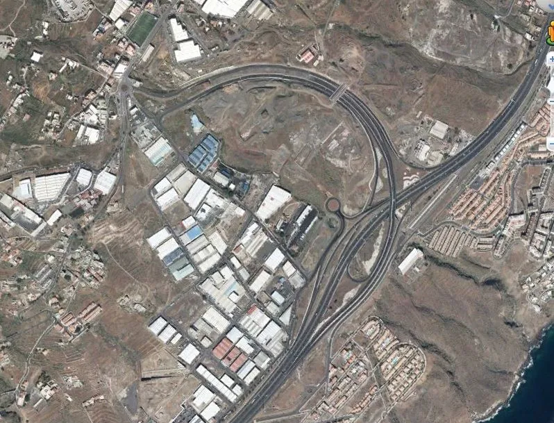 Plot for an industrial occupier in Santa Cruz de Tenerife, Tenerife — Vitali reference PAR-I016